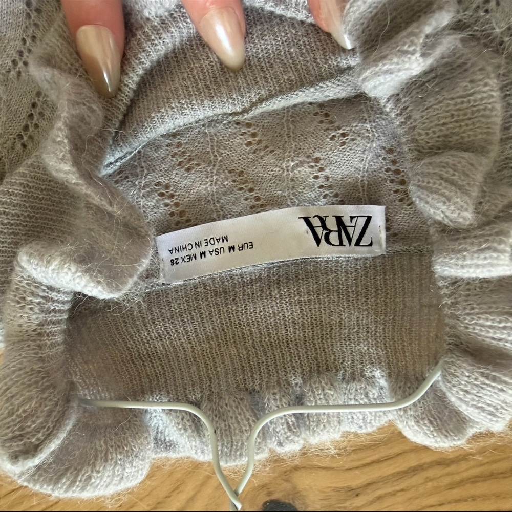 Zara Knit Wool Light Gray Ruffled Sweater - Picture 9 of 9